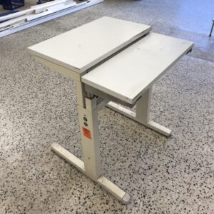 ATK-pöytä Martela 460 0193 - Purkukolmio.fi