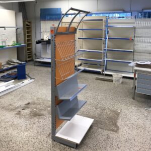 Lehtihylly mainoslipalla - Purkukolmio.fi