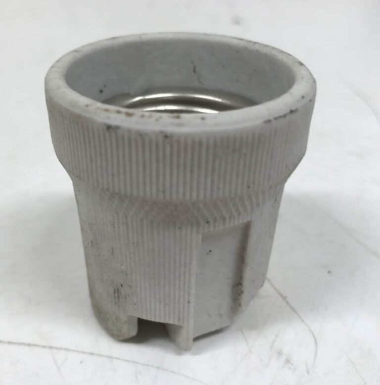 Valaisimen posliinipohja VEM FD519 - Purkukolmio.fi