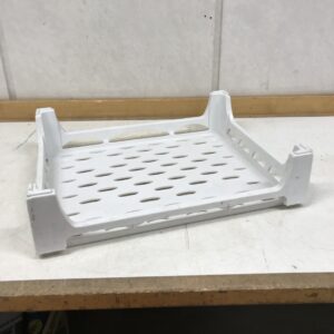 Valkoinen muovilaatikko 43 cm × 34 cm - Purkukolmio.fi