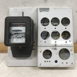 Mittaus-/ryhmäkeskus varaosiksi - Purkukolmio.fi