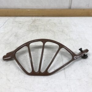 Poljettavan ompelukoneen vauhtipyörän suojus - Purkukolmio.fi