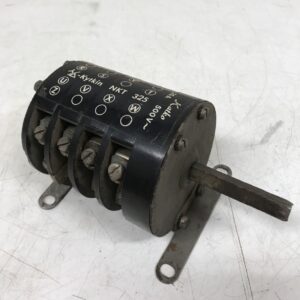 Tähtikolmiokytkin Katko NKT 325 25A 500V varaosiksi - Purkukolmio.fi