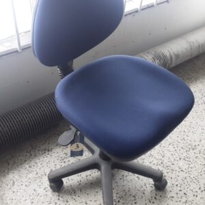 Käytetty työtuoli - Purkukolmio.fi