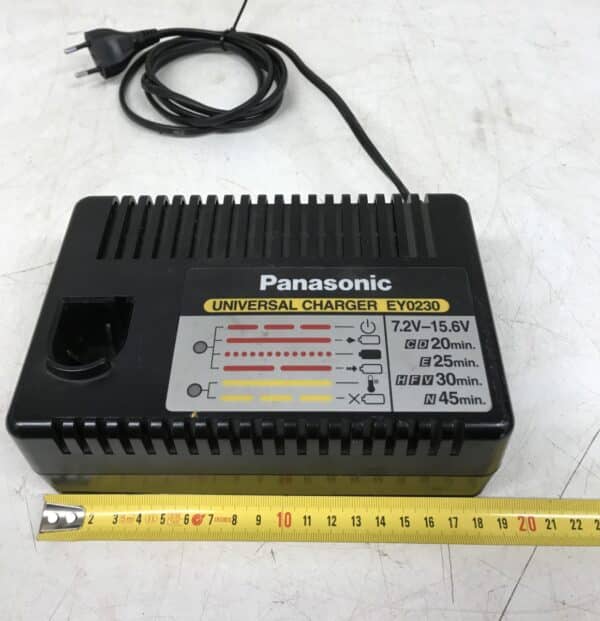 Panasonic akkulaturi EY0230 7.2V-15.6V - Purkukolmio.fi