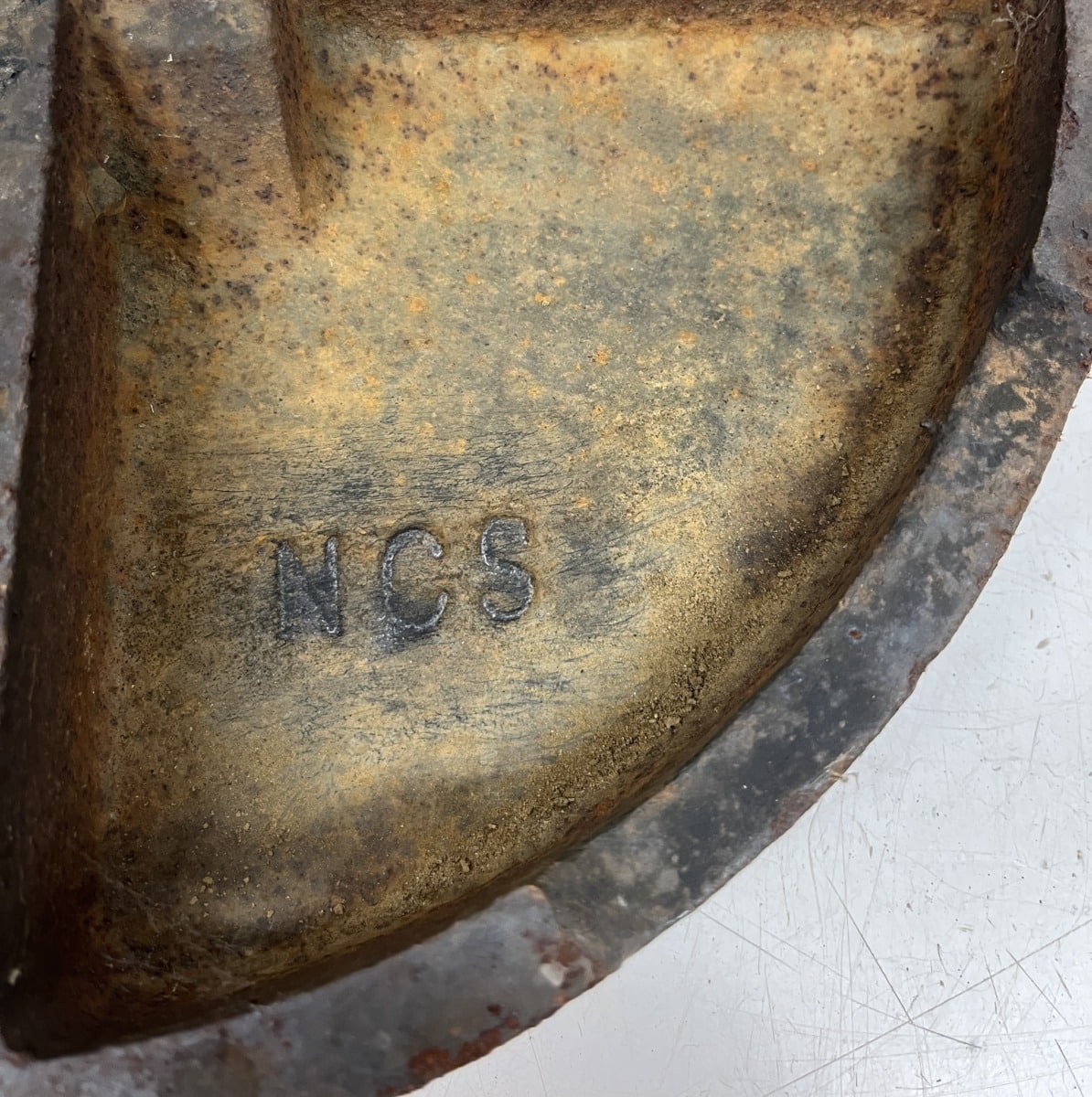 Valurautainen Kaivon Umpikansi Nordic Cast Soursing 30 Cm Purkukolmio Oy