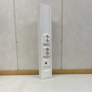 Johtokanava pistorasioilla 130 mm × 70 mm pituus 760 mm - Purkukolmio.fi