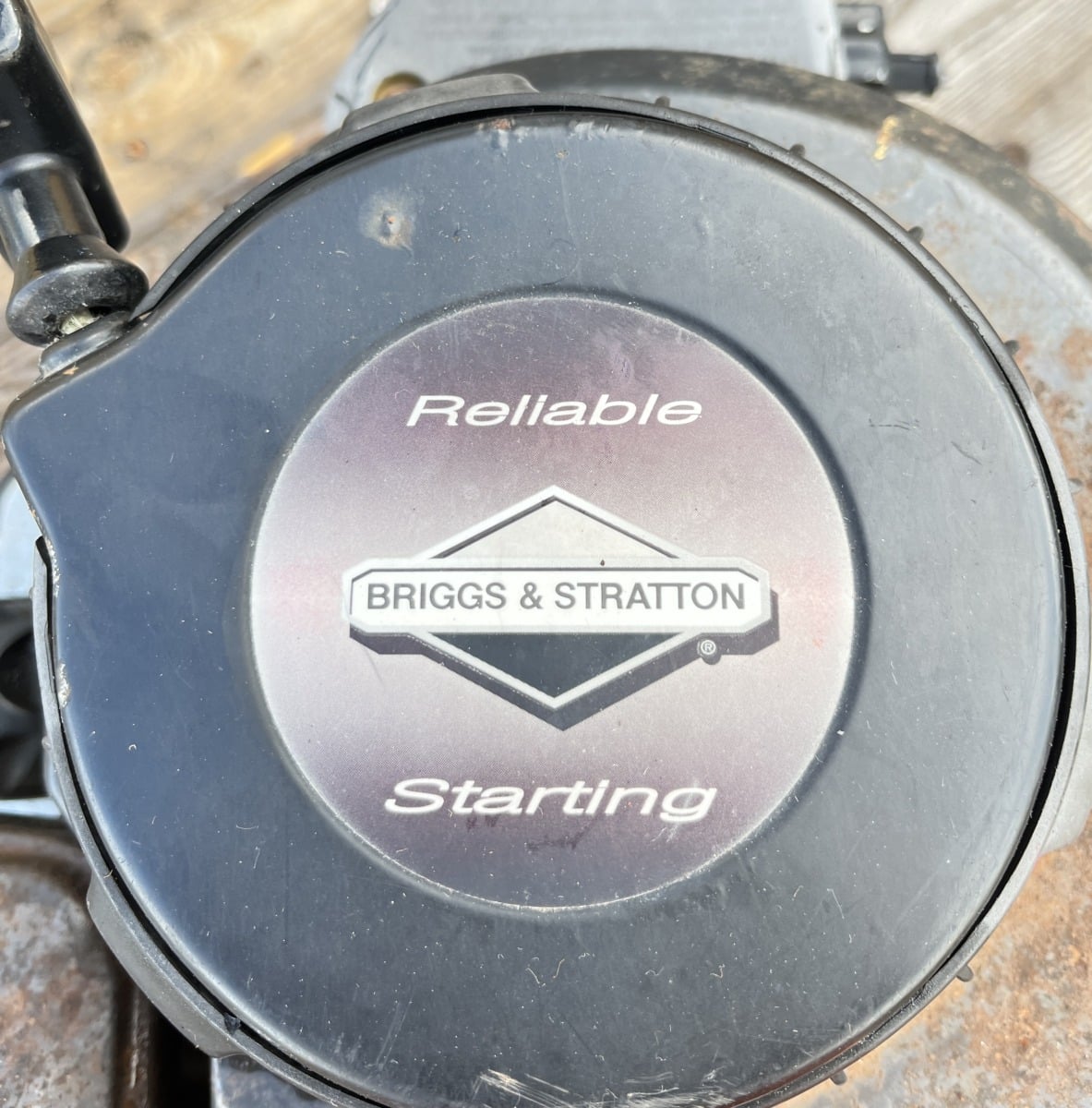 Briggs & Stratton Sprint 375 Technische Daten Briggs & Stratton Sprint 375 ruohonleikkurinmoottori varaosiksi