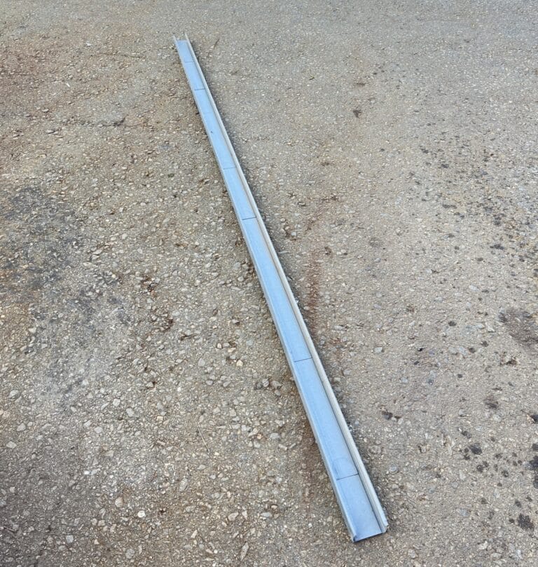 Väliseinän peltiranka 247 cm - Purkukolmio.fi