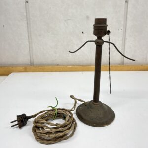 messinkinen pöytävalaisin entisöitäväksi - Purkukolmio.fi