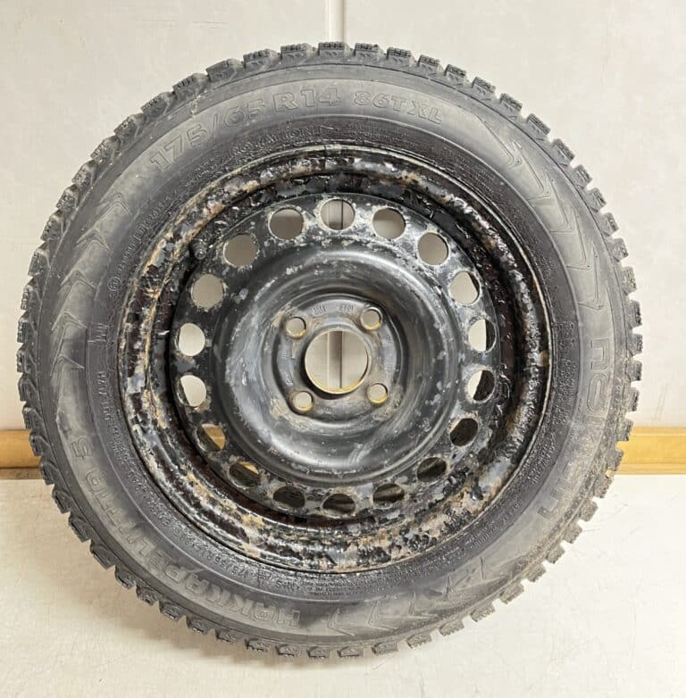 Käytetty Opel Astra talvirengas - purkukolmio.fi