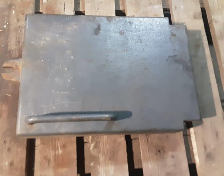 Högfors 20 ja Högfors 21 lämmityskattilan yläsuuluukku - purkukolmio.fi