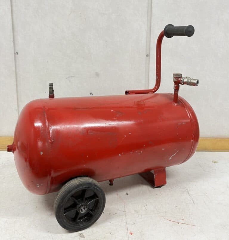 Painesäiliö 570 mm pitkä pyörillä - purkukolmio.fi