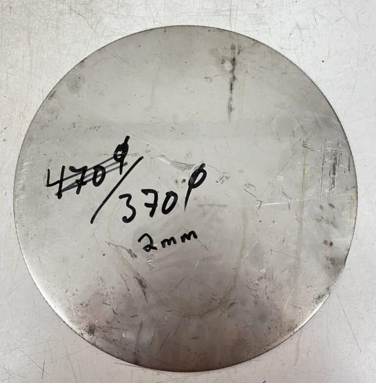 Pyöreä teräslevy Ø 370 mm paksuus 2 mm - purkukolmio.fi