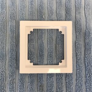 Schneider Electric Exxact-sarjan peitelevyn sovitusosa 70 * 70 mm - purkukolmio.fi