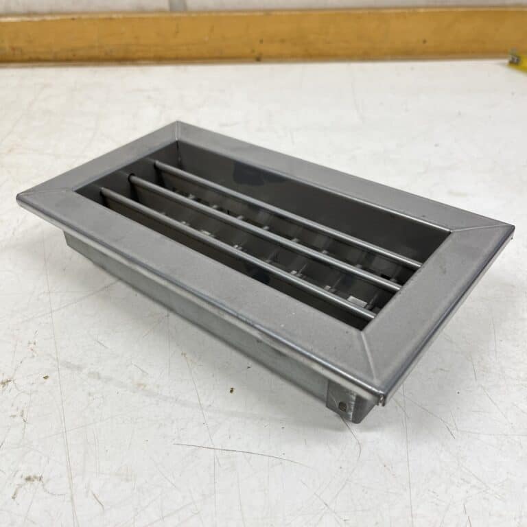 Tuloilmasäleikkö kääntyvillä siivekkeillä - purkukolmio.fi