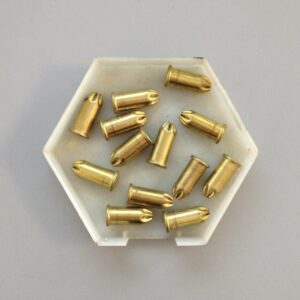 Panos naulaimeen 13 kpl liila -purkukolmio.fi