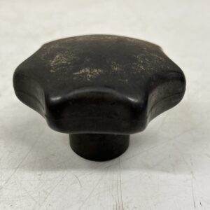 Lämmityskattilan suuluukun nuppi M10 Ø 62 mm - purkukolmio.fi