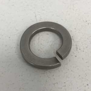 Jousialuslevy M16 haponkestävä teräs - purkukolmio.fi