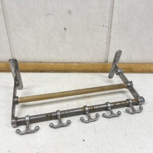 Alumiinirunkoinen seinänaulakko leveys 50 cm - purkukolmio.fi