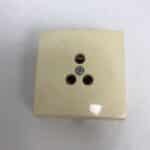 Puhelinpistorasian kansi - purkukolmio.fi