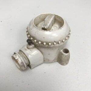 Pinta-asenteinen 1 vipukytkin - purkukolmio.fi