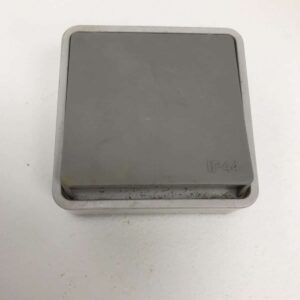 Maadoitetun uppopistorasian kansi - purkukolmio.fi