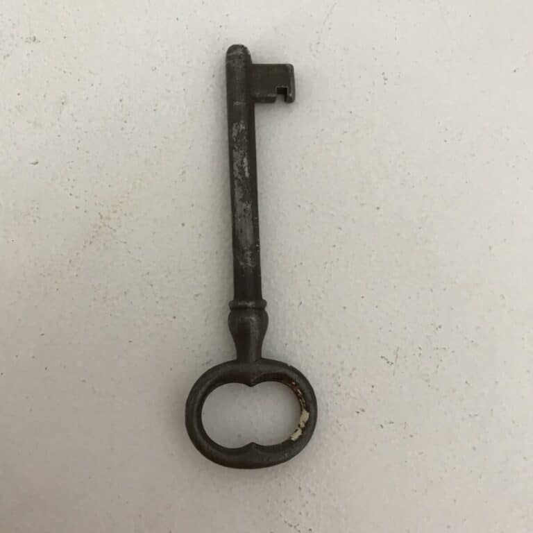 Vanha lukon avain - purkukolmio.fi