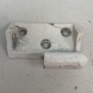 Alumiininen kolmionmallinen sarananpuolikas, naaraspuoleinen - purkukolmio.fi