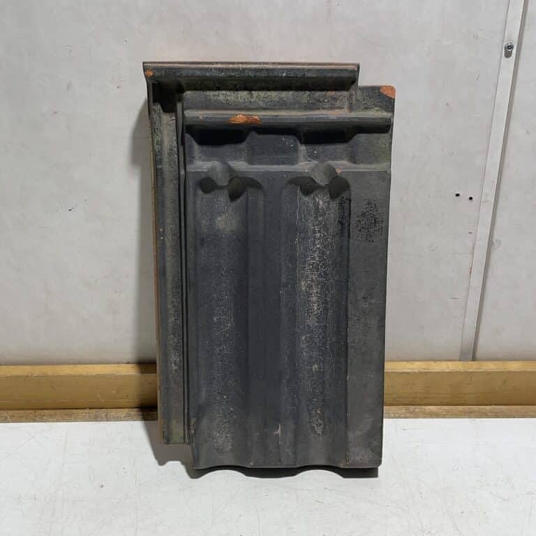 Wiekor AS DMF kattotiili musta 23 × 42 cm pintavaurioitunut - purkukolmio.fi