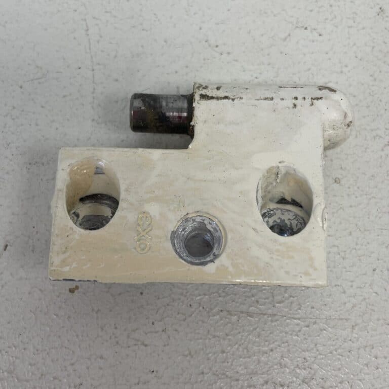 Alumiininen kolmionmallinen sarananpuolikas Exo, urospuoleinen - purkukolmio.fi