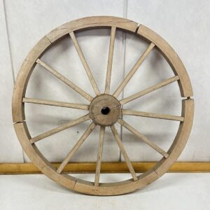 Puinen kärrynpyörä Ø 87 cm - purkukolmio.fi