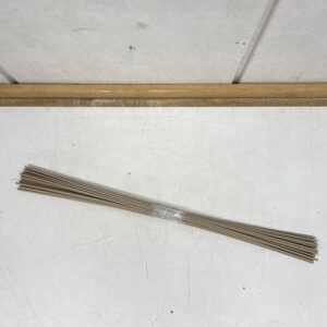 Muovikuljetin mattojen yhdistämistanko Ø 4,6 mm pituus 720 mm nylon - purkukolmio.fi