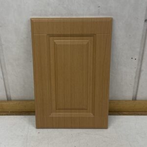 Kalusteovi 29,5 cm × 45 cm pyökki - purkukolmio.fi