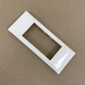 Sähköpeitelevy Legrand valkoinen - purkukolmio.fi