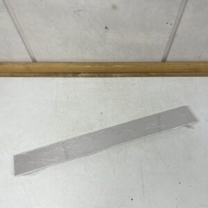 Allaskaapin väripaneeli Dione 750 kromi - purkukolmio.fi