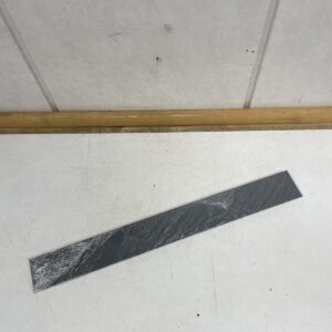 Allaskaapin väripaneeli Dione 750 himmeä harmaa - purkukolmio.fi