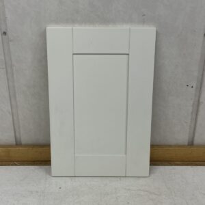 Kalusteovi 29,5 cm × 45 cm maalattu valkoinen - purkukolmio.fi