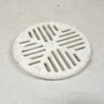 Lattiakaivon ritiläkansi Vieser One valkoinen muovi ∅ 15 cm - purkukolmio.fi