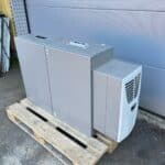 Rittal kaappi 100 x 76 x 30 cm ja Rittal SK 3361500 jäähdytin - purkukolmio.fi