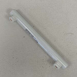 Osram LEDinestra Advanced Frosted 6W/827 led-lamppu - purkukolmio.fi