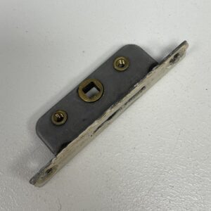 Ikkunan lukkosalpa - purkukolmio.fi