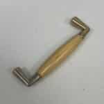 Oven/laatikon vedin puuosalla - purkukolmio.fi