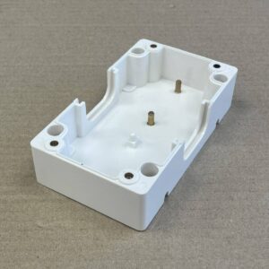 2-osainen pinta-asennusrasia 12501 - purkukolmio.fi