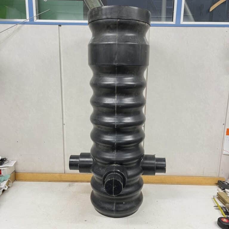 salaojakaivo Ø 315 mm suojakannella - purkukolmio.fi