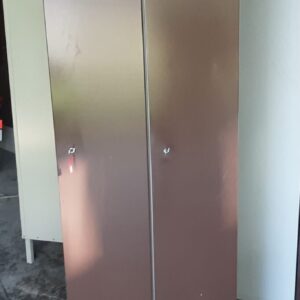 Pukukaappi metallinen 2 ovea, leveys 60 cm - purkukolmio.fi