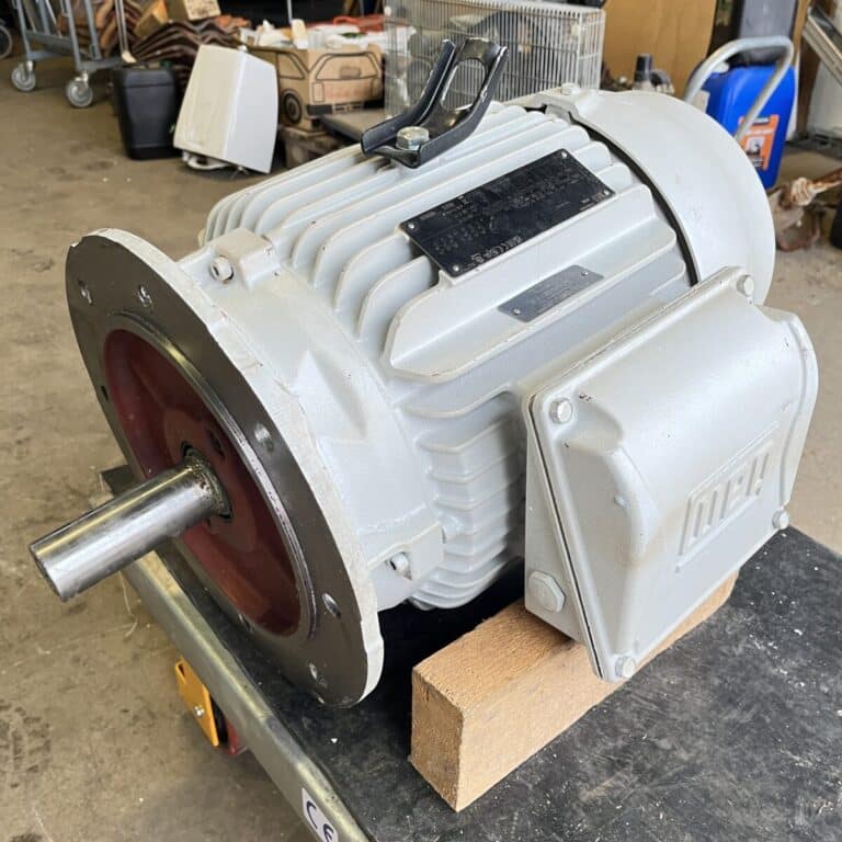 WEG Premium W22 13 kW sähkömoottori - purkukolmio.fi