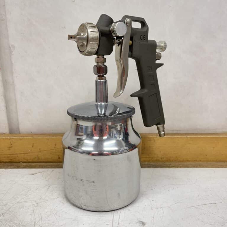 Maalauspistooli alasäiliöllä GAV G-162-B - purkukolmio.fi