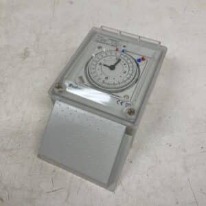 Kellokytkin Theben SUL 285/2T 2-kanavainen VRK - Purkukolmio.fi