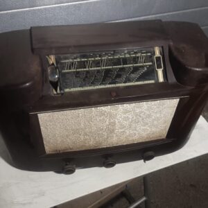 Philips 650A putkiradio - purkukolmio.fi